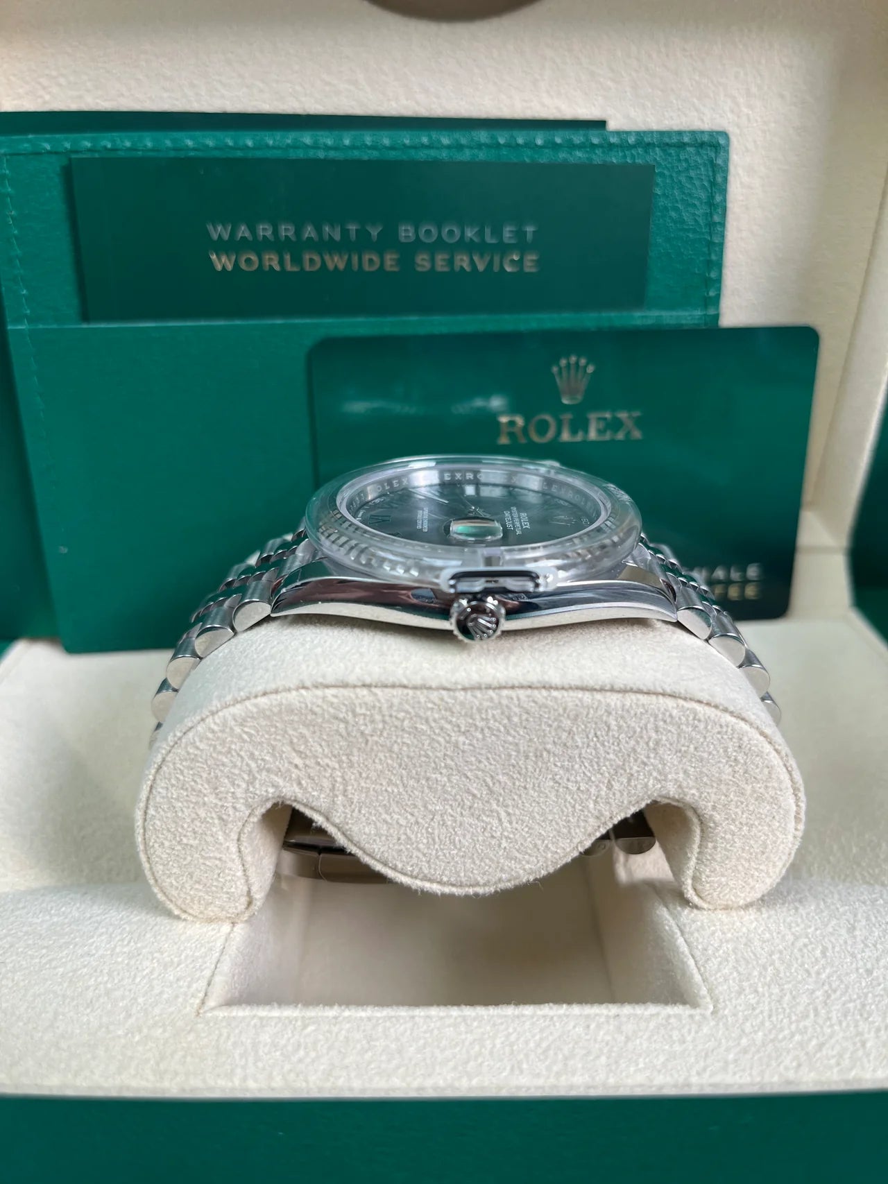Rolex Datejust 41/ Two-Tone White Gold & Steel/ Grey Slate Wimbledon Green Dial/ Fluted Bezel/ Jubilee Bracelet Replica