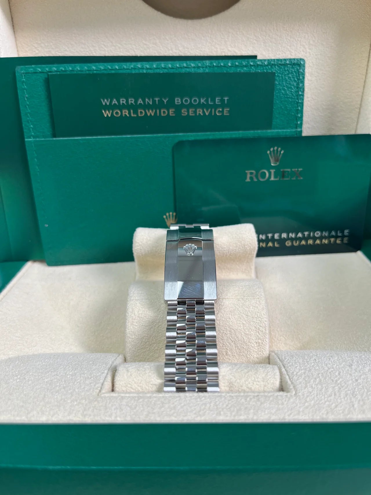 Rolex Datejust 41/ Two-Tone White Gold & Steel/ Grey Slate Wimbledon Green Dial/ Fluted Bezel/ Jubilee Bracelet Replica