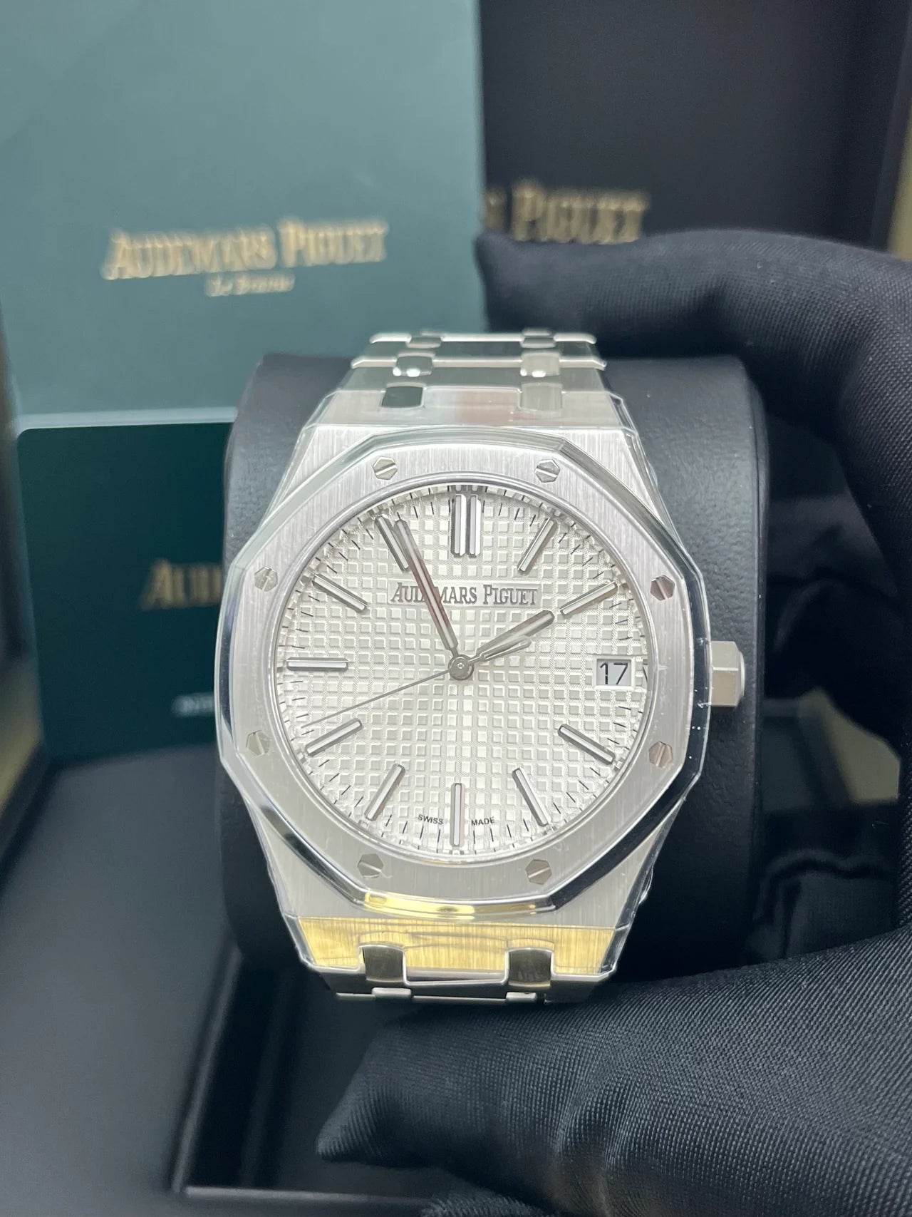 Audemars Piguet Royal Oak Selfwinding/ Stainless Steel/ Blue Dial Replica