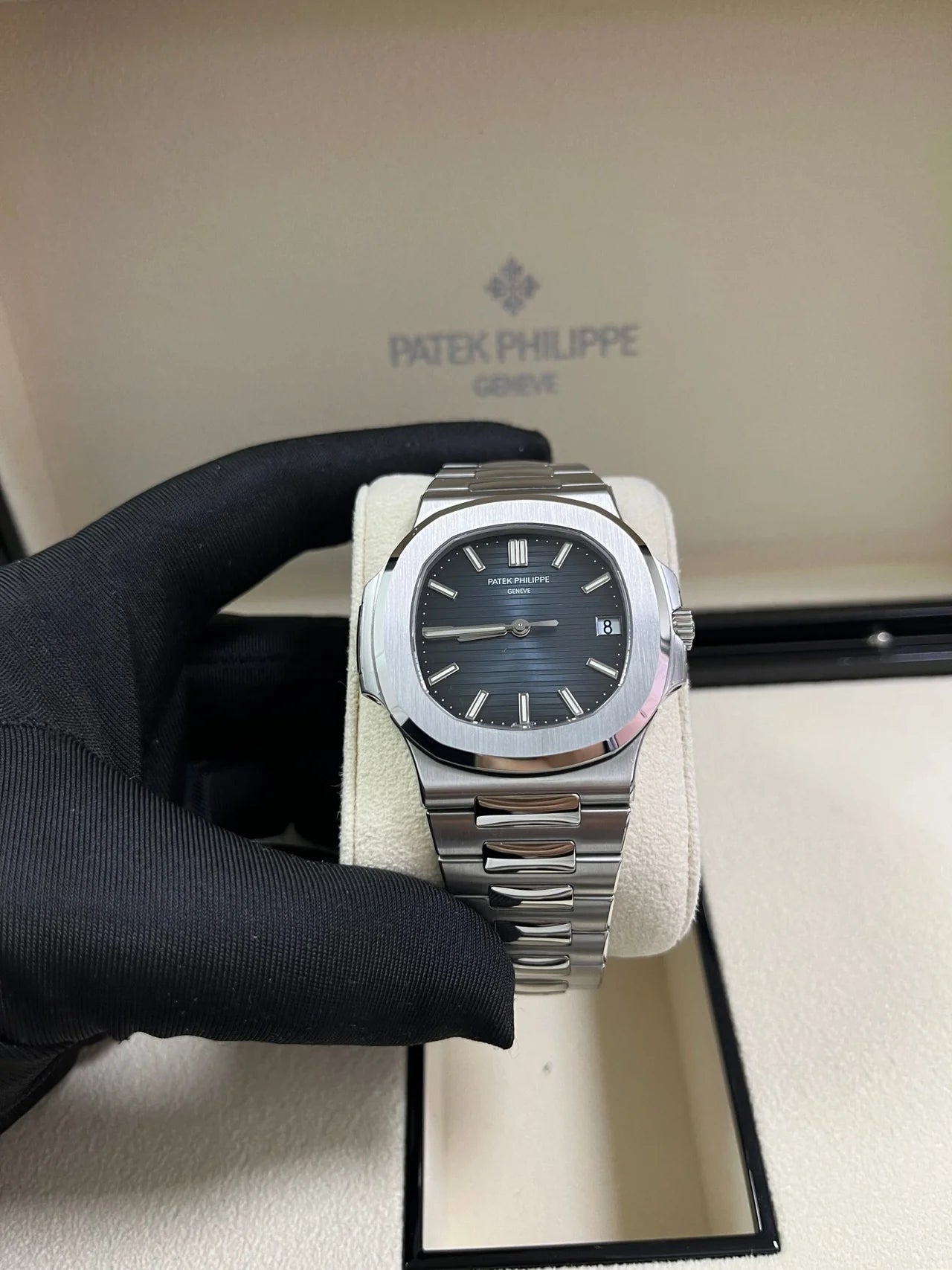 Patek Philippe Nautilus Stainless Steel/ Black-Blue Dial Replica
