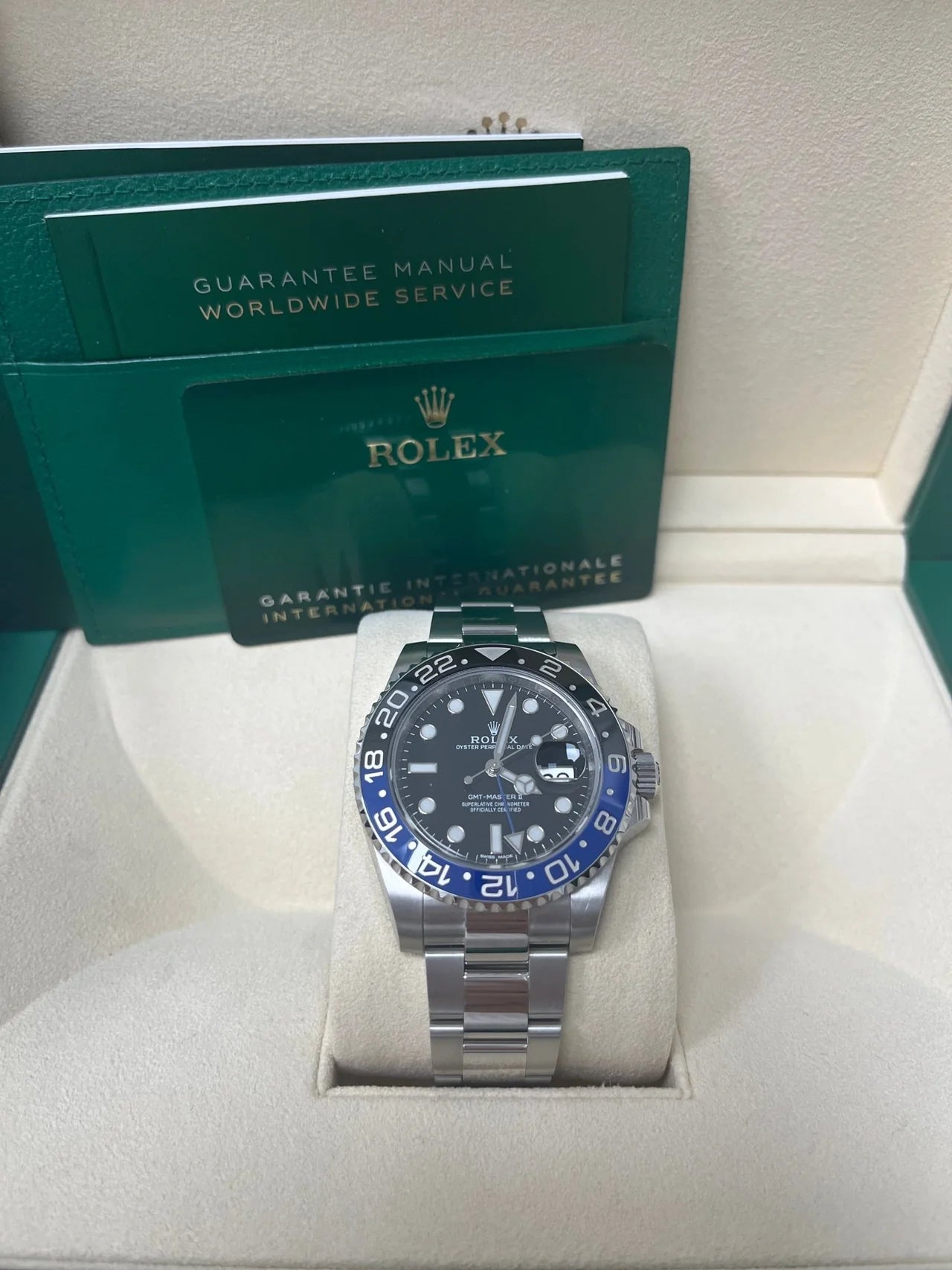 Rolex GMT-Master II 40 Watch - Black and Blue Batman Bezel - Black Dial - Oyster Bracelet Replica