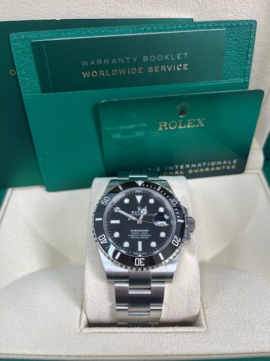 Rolex Submariner 41mm Stainless Steel Date Watch - Black Dial Replica